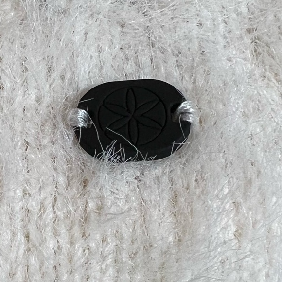 Gaiam Luxe Pullover - Picture 7 of 8